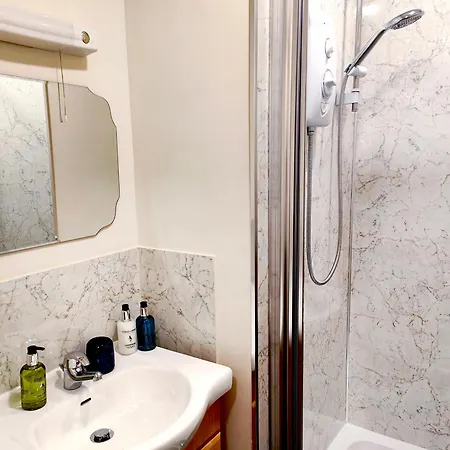 Cranford House קזיק